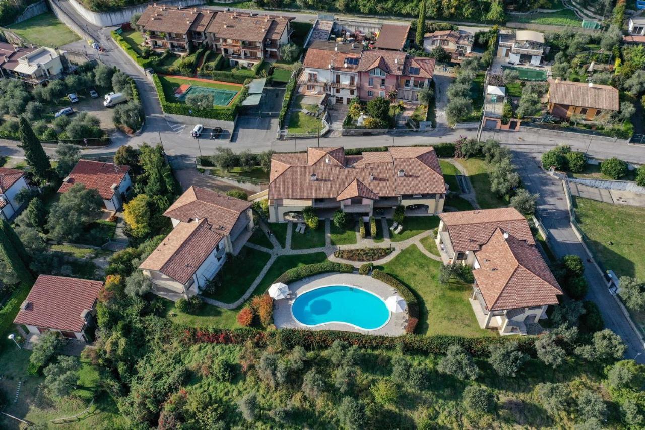 6 Happiness Apartment Toscolano Maderno Luaran gambar