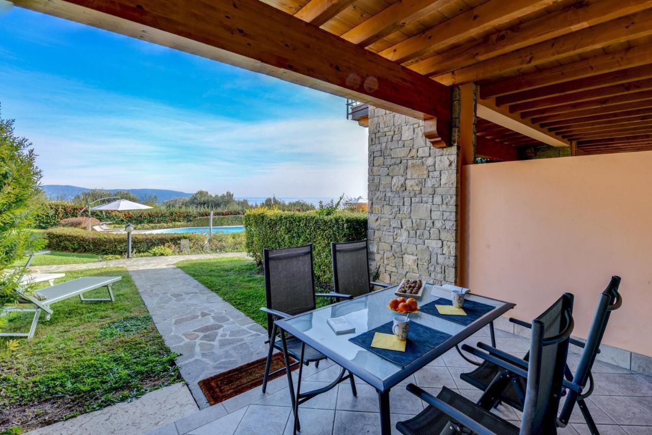 6 Happiness Apartment Toscolano Maderno Luaran gambar